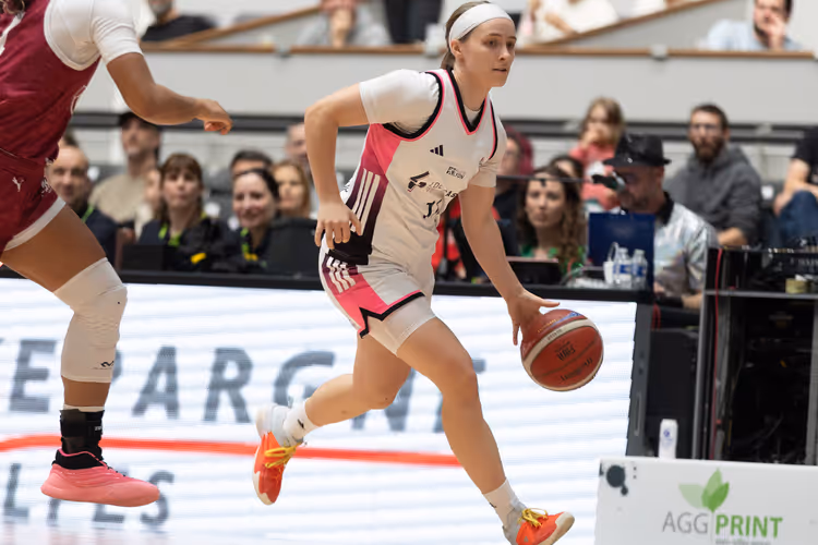 Lyon dévore les Tigresses