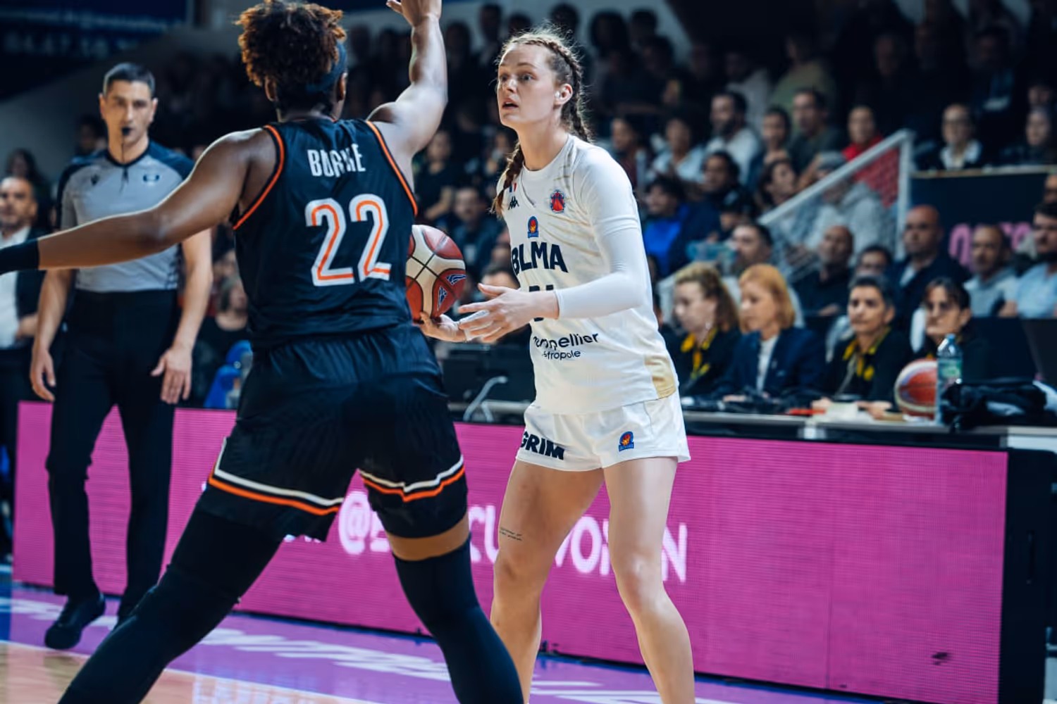 Touchées mais pas coulées