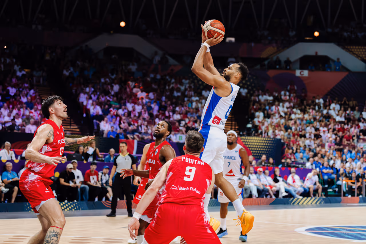 Résumé France-Pologne : les Bleus à réaction