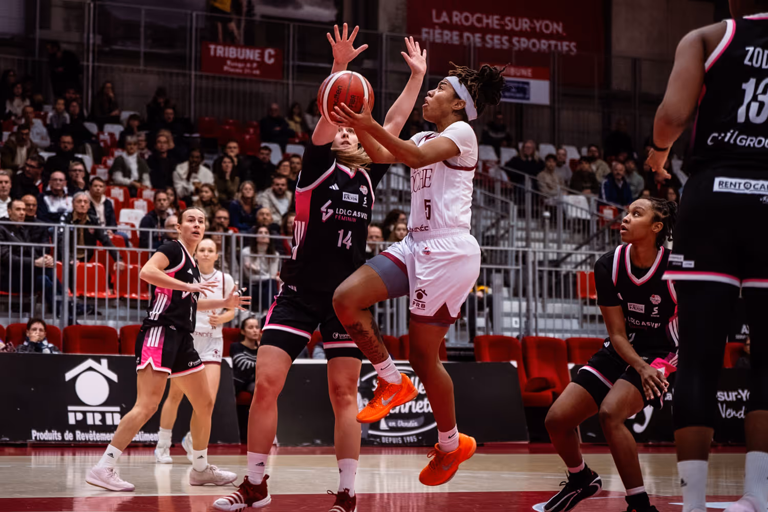 Roche Vendée respire, Basket Landes plane