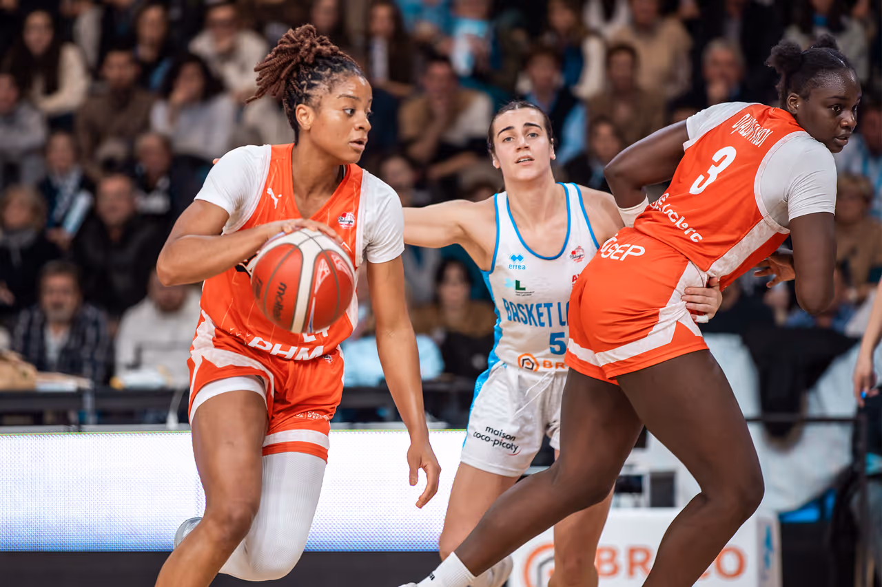 Le leader vacille, Bourges s’affirme