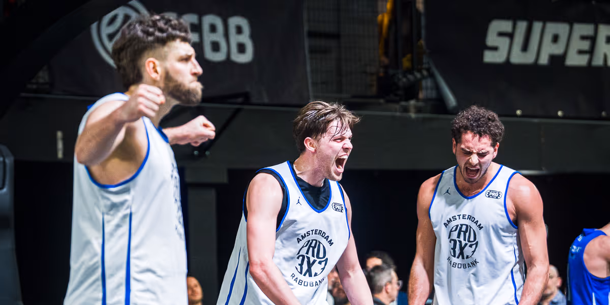 Amsterdam remporte le Stop 1  à Toulouse