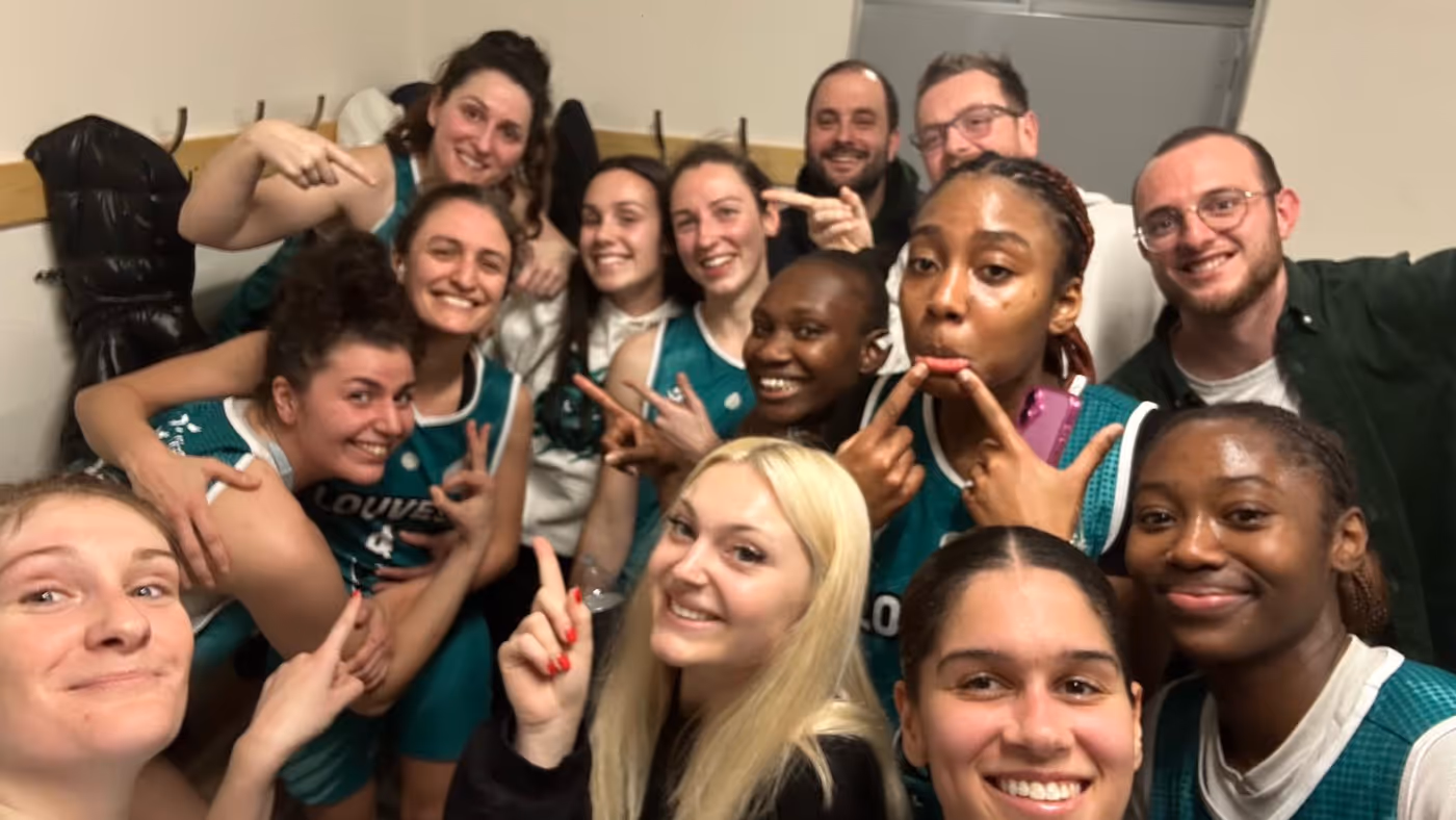 0888b36b 0a87 4954 9197 5d78a6edf47d