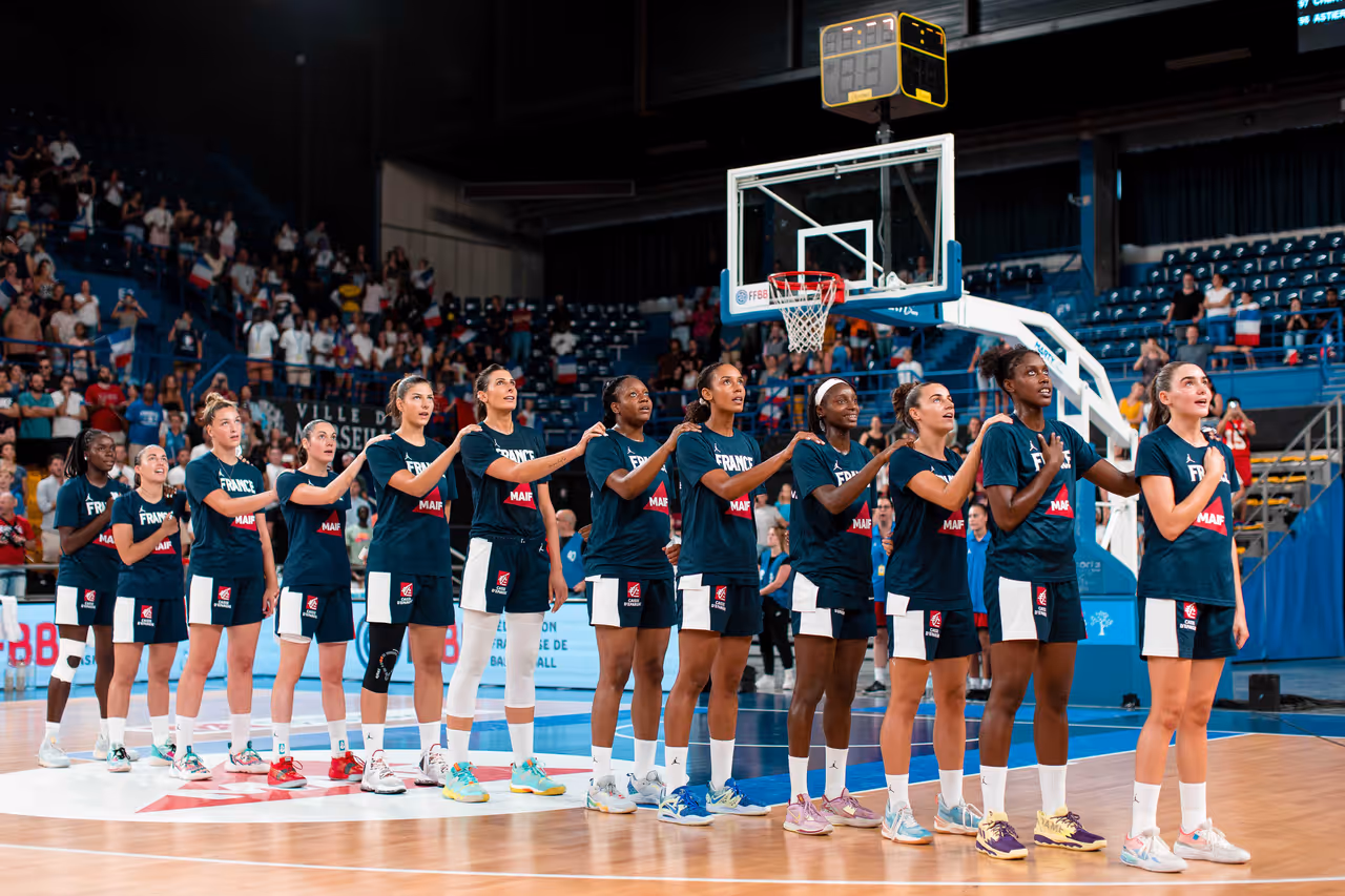 Les Bleues se retrouvent à Pau