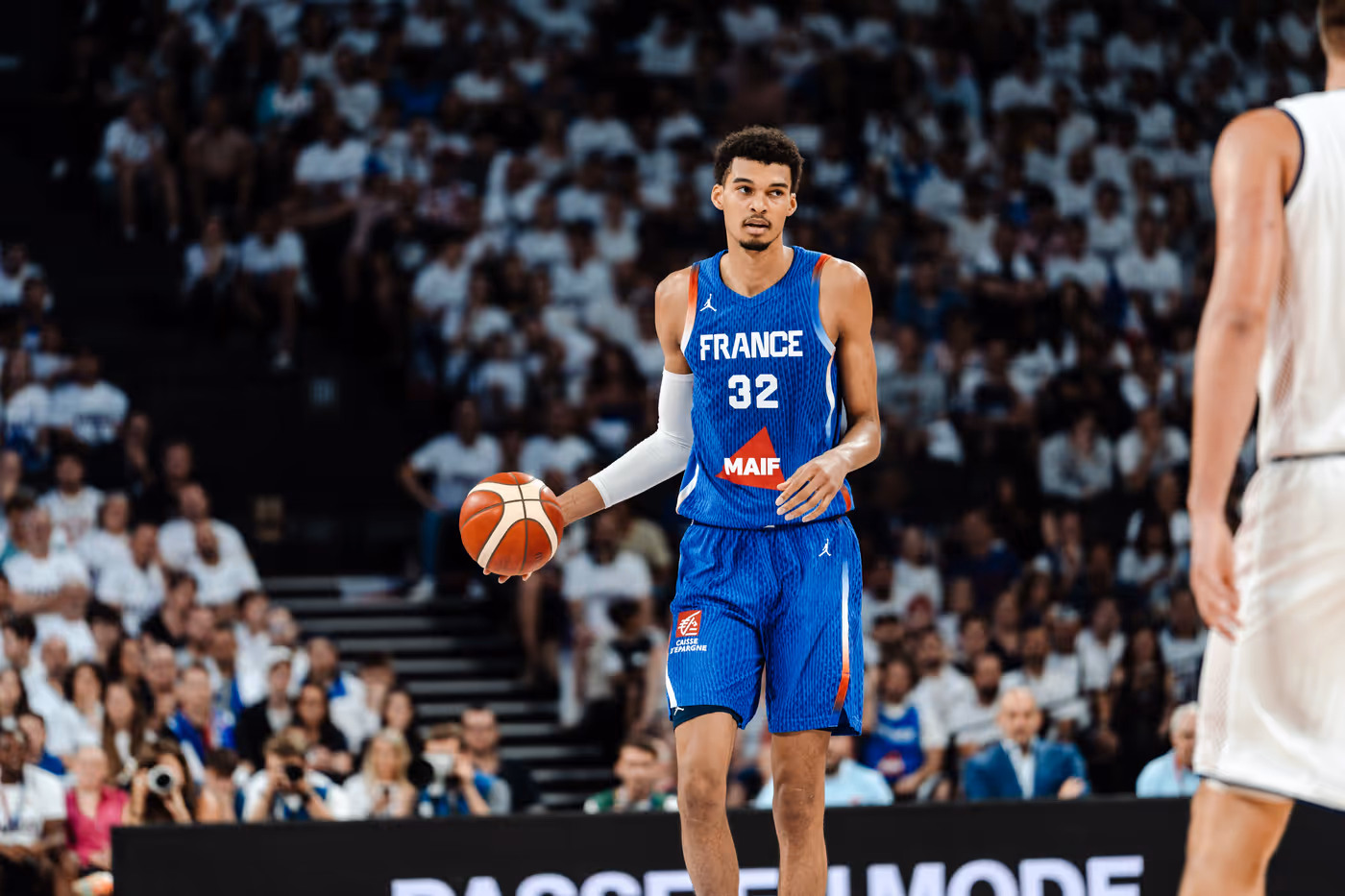 071224 Lyn Fra Srb Game Al 14