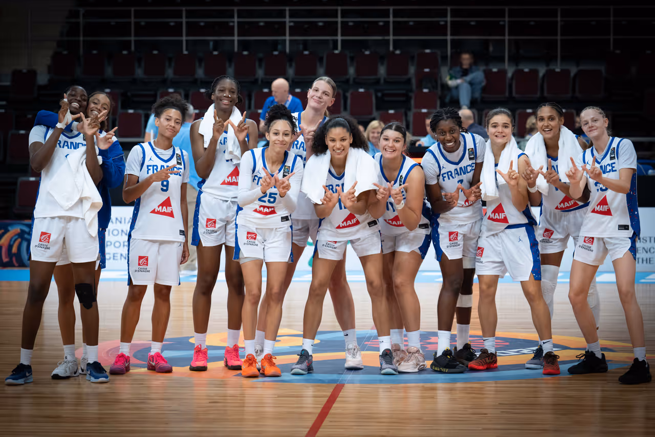 Direction les quarts de finale pour l'Équipe de France U20F.