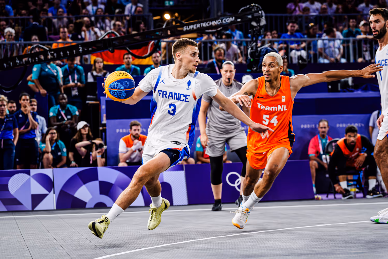 10 joueurs convoqués en stage