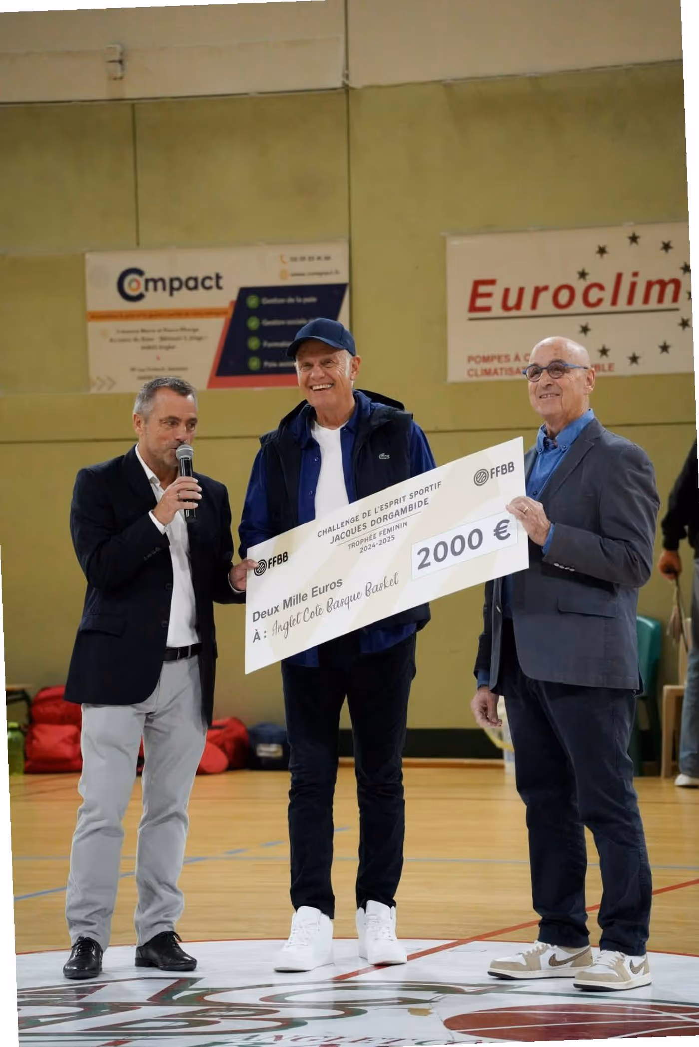 Photo 2025 11 09 Remise Récompense Page 1 Image 0001